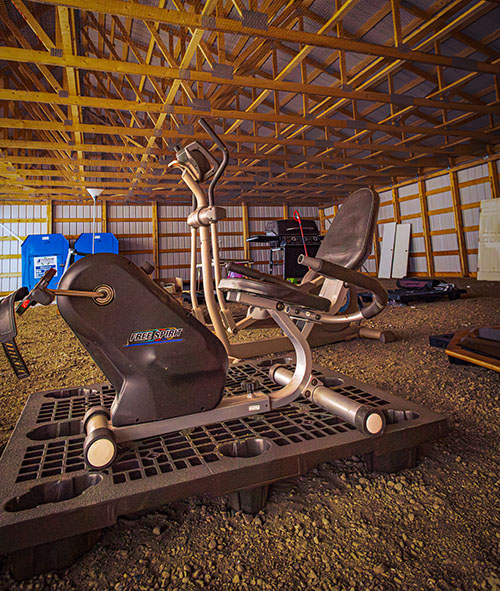Inside the Roseridge Reuse-It Centre